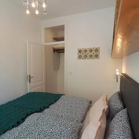 Mosteiro - Altstadt Daire